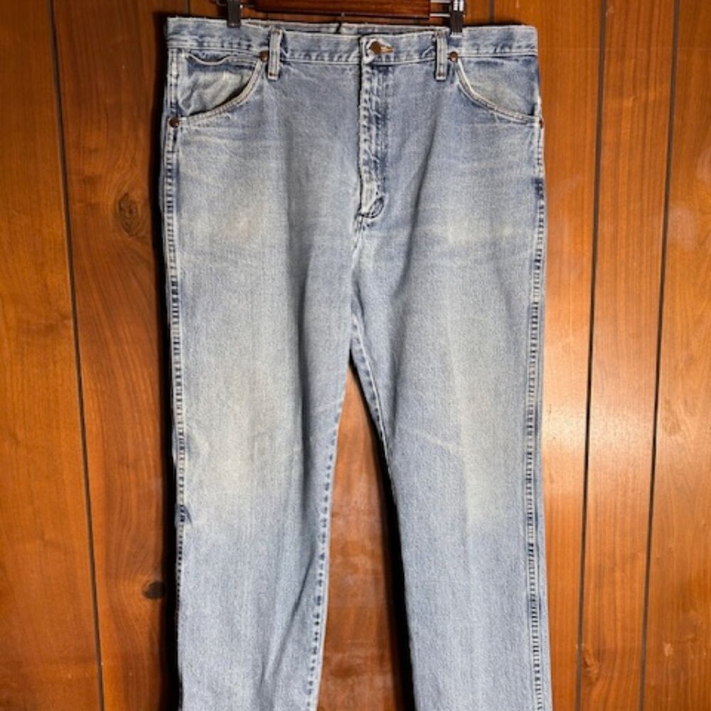 Wrangler Women's Jeans Mid Wash Sz 16 38x32